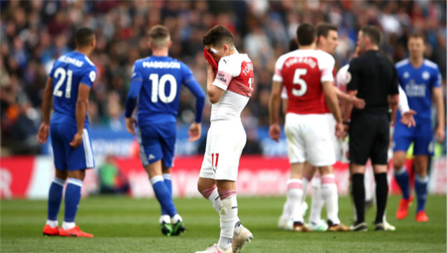  阿森纳憾平埃弗顿，枪手争四形势告急  